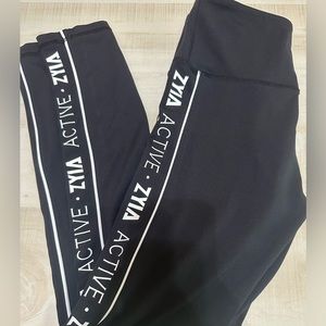 Zyia Active Logo Stripe Light n Tight 7/8 Leggings High Rise Size 8-10